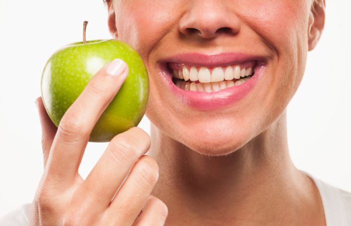 Ernährung mit Zahnimplantaten